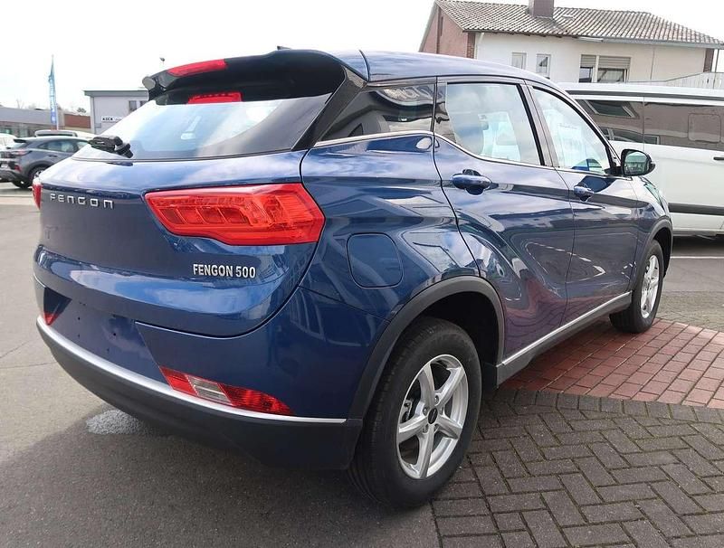 Gebraucht DFSK Fengon 106 PS (77 kW) 2023 Blau SUV