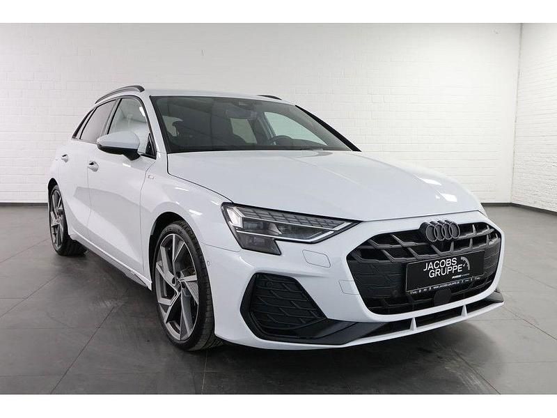 Gebraucht Audi A3 S-Line 150 PS (110 kW) 2025 Weiß Limousine