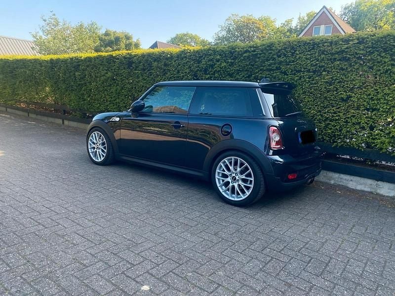 Second-hand Mini Cooper S 174 CP (127 kW) 2007 Negru Hatchback