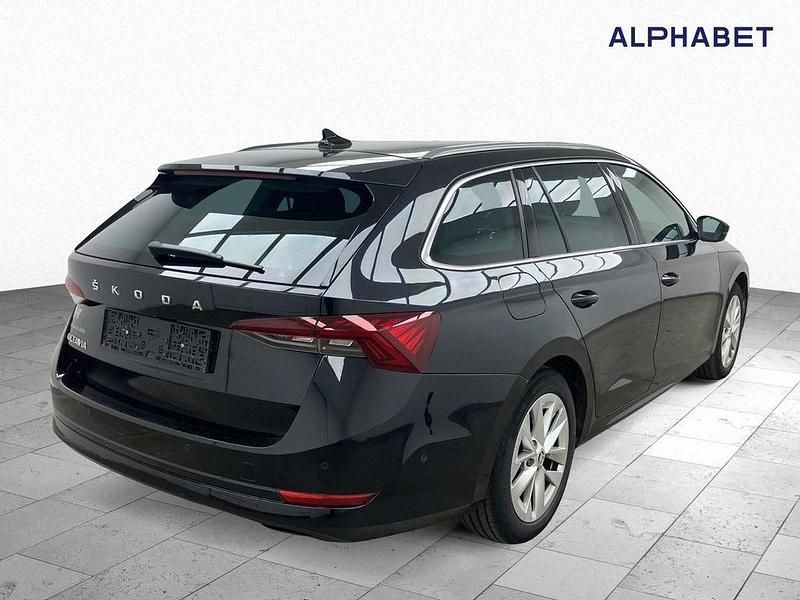 Gebraucht Skoda Octavia First Edition 150 PS (110 kW) 2021 Blackmagic perleffekt Kombi