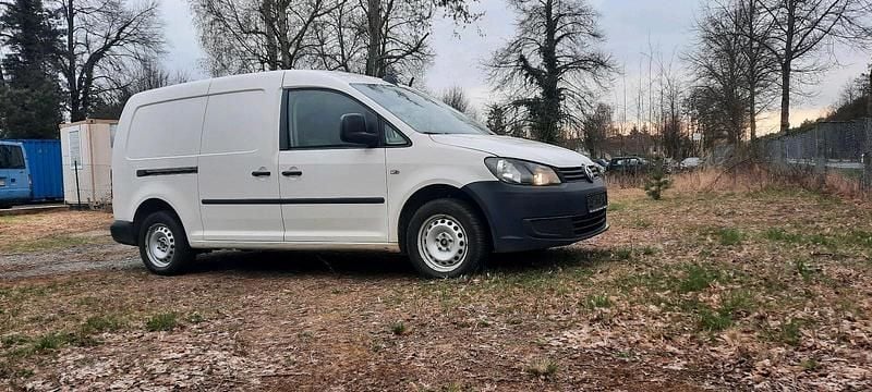 Usado VW Caddy 102 HP (75 kW) 2014 Branco Monovolume