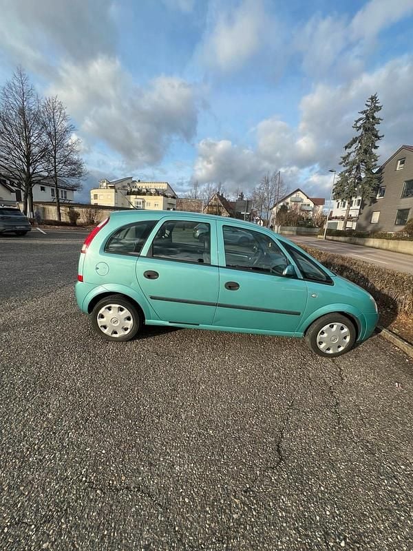 Gebraucht Opel Meriva 105 PS (77 kW) 2004 Van / Kleinbus
