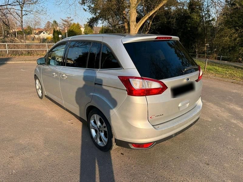 Gebraucht Ford Grand C-Max 150 PS (110 kW) 2012 Silber Van / Kleinbus
