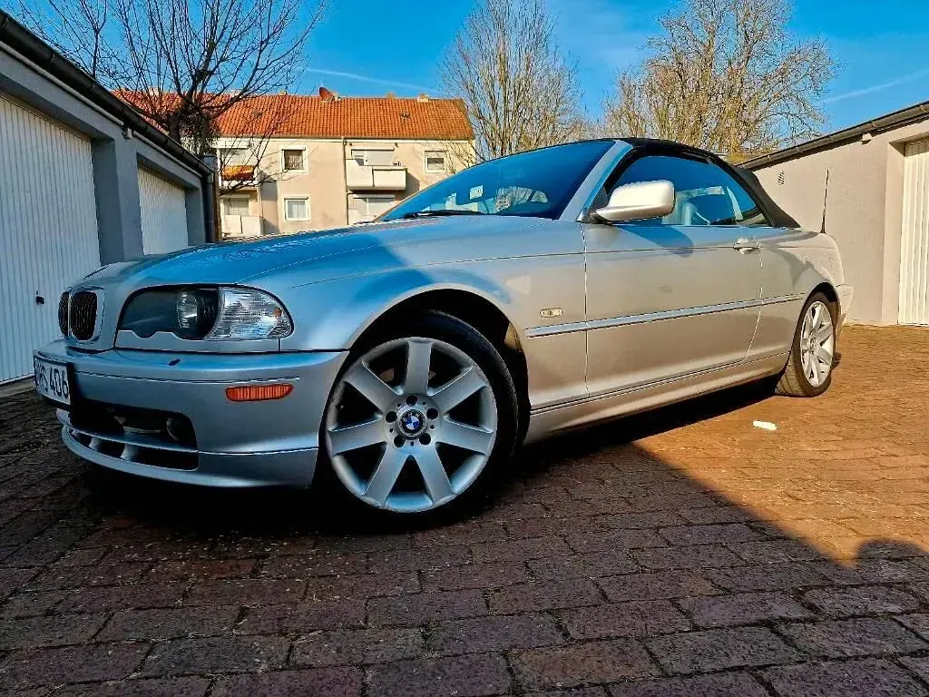 Gebraucht BMW 323 170 PS (125 kW) 2000 Silber Cabrio