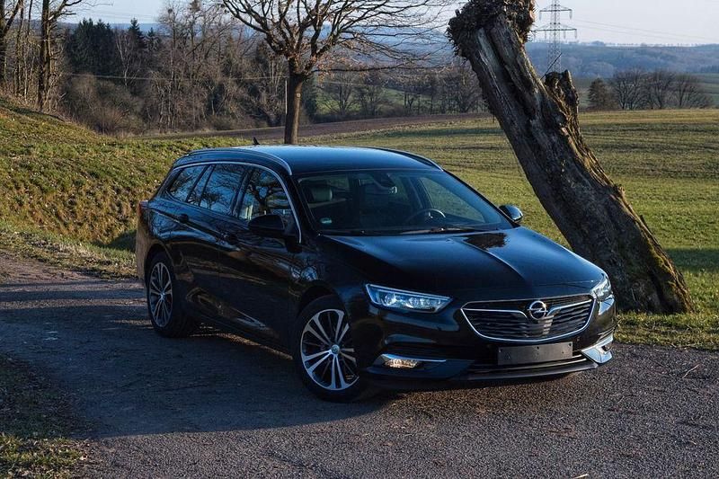 Gebraucht Opel Insignia 170 PS (125 kW) 2020 Schwarz Limousine
