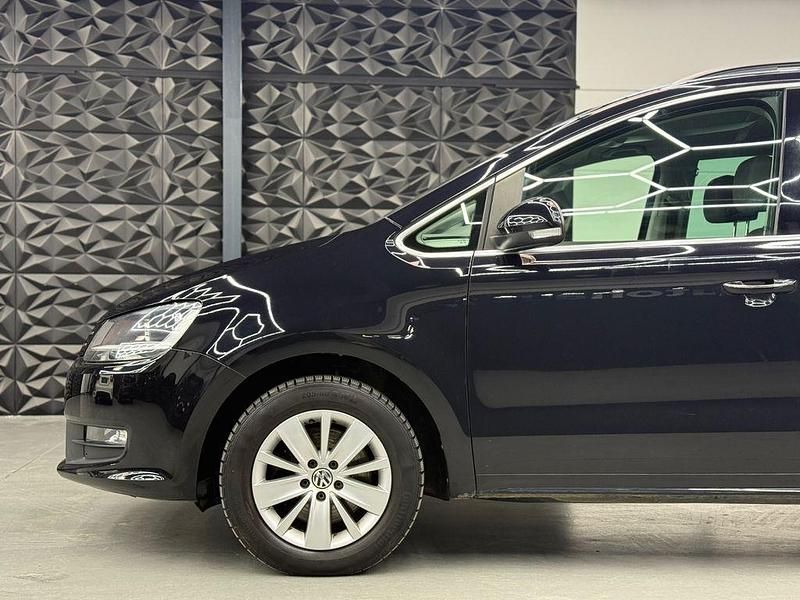 Gebraucht VW Sharan 150 PS (110 kW) 2013 Schwarz Van / Kleinbus