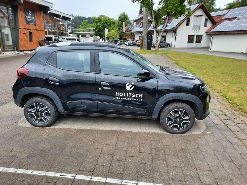 Gebraucht Dacia Spring Comfort 33 kW (45 PS) 2022 Schwarz Kleinwagen