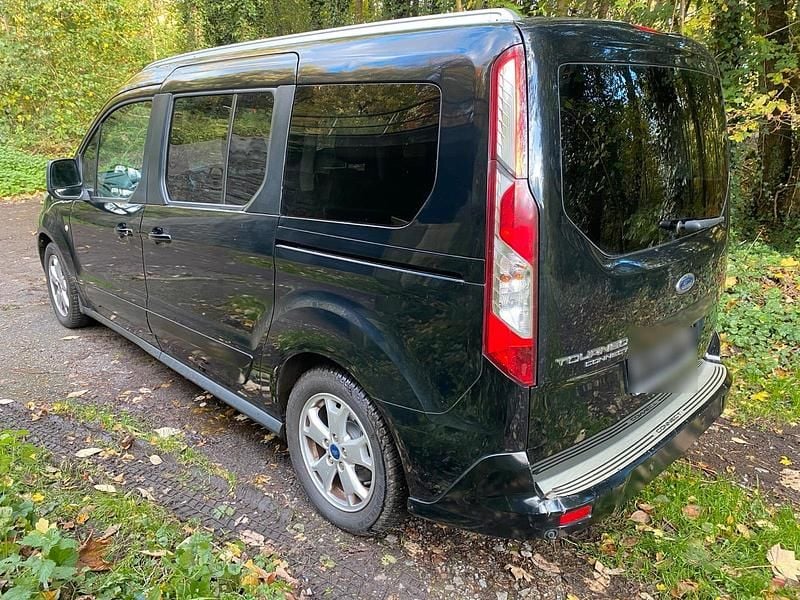 Gebraucht Ford Tourneo Connect Titanium 120 PS (88 kW) 2016 Schwarz Van / Kleinbus
