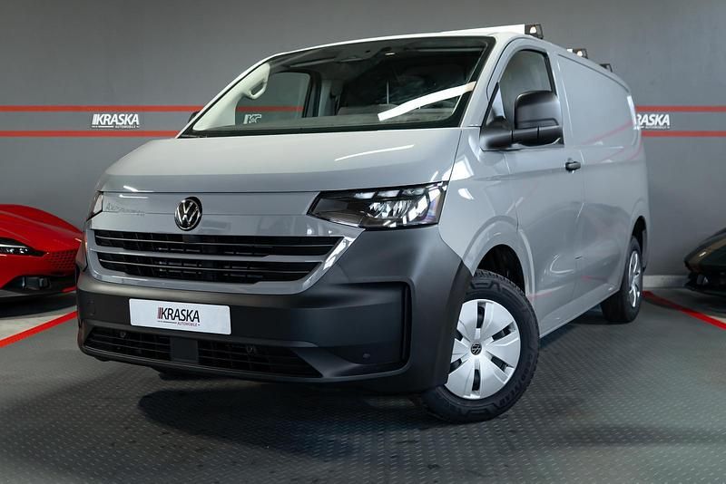 Neu VW T6.1 100 kW (136 PS) 2026 Stone grey Van