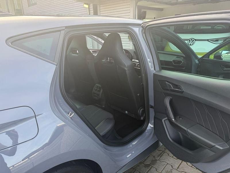 Gebraucht Cupra Leon VZ 300 PS (220 kW) 2021 Grau Limousine