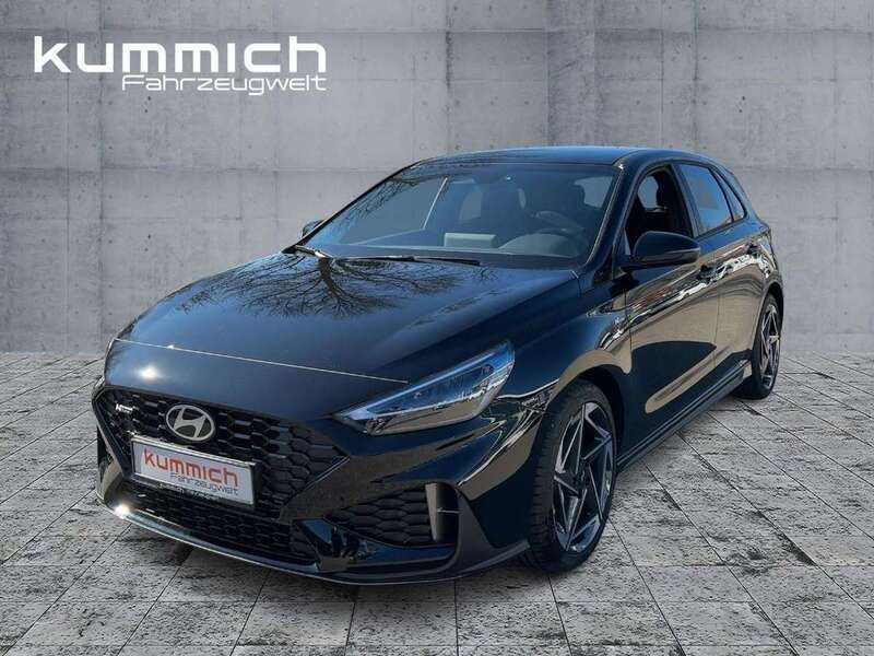 Abyss black Neu 2025 Hyundai i30 Limousine | 23.743 € (Guter Preis) - Bild 1/4