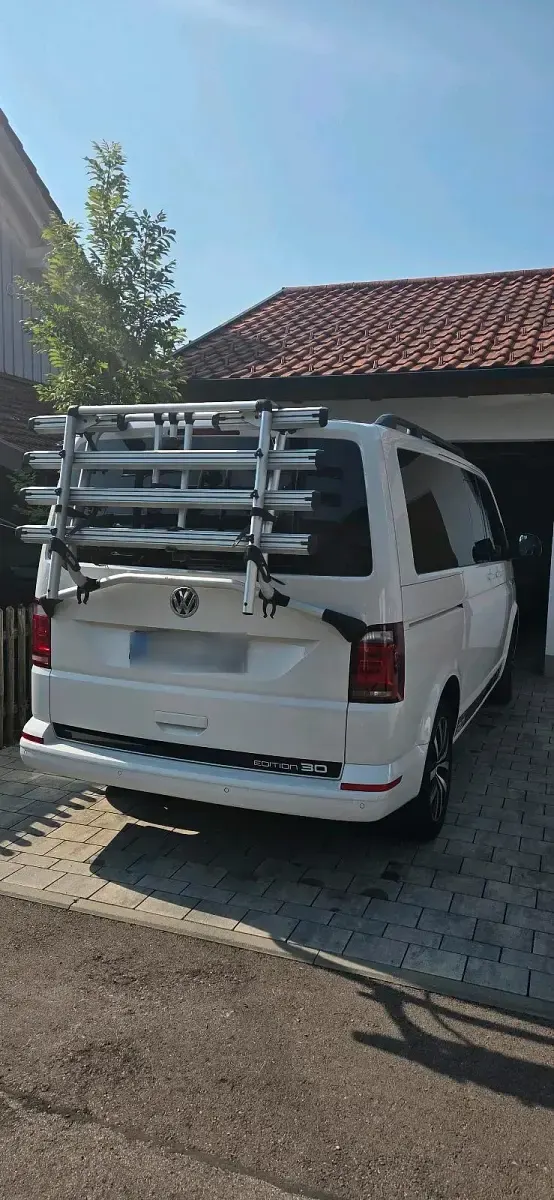 Gebraucht VW Multivan Edition 204 PS (150 kW) 2016 Weiß Van / Kleinbus
