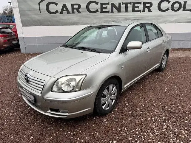Gebraucht Toyota Avensis 129 PS (94 kW) 2003 Silber Limousine