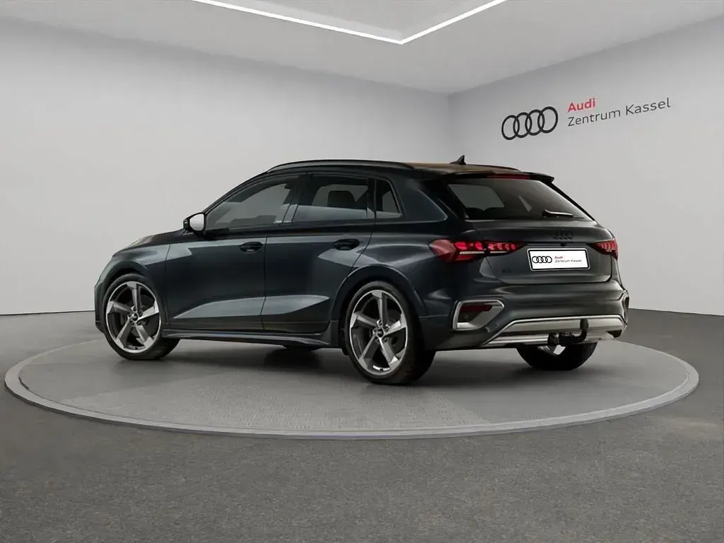 Neu Audi A3 Sport 150 PS (110 kW) 2026 Grau Limousine