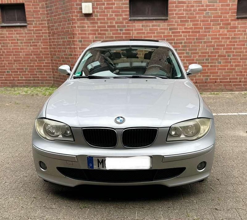 Silber Gebraucht 2006 BMW 118 Kleinwagen | 3.500 € (Superpreis) - Bild 1/4