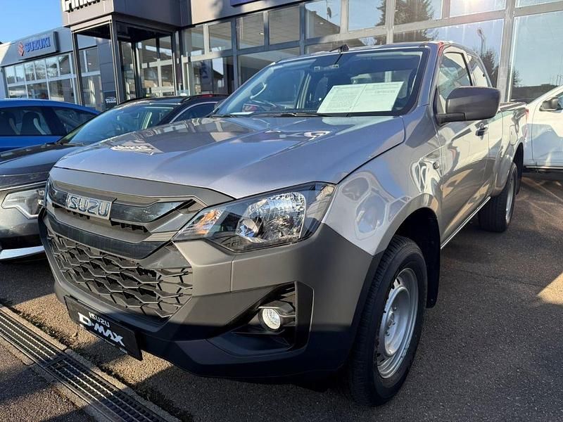 Neu Isuzu D-Max 163 PS (119 kW) 2026 Silber Pickup