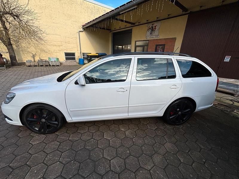 Gebraucht Skoda Octavia RS 200 PS (147 kW) 2011 Kombi