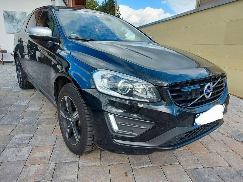 Gebraucht Volvo XC60 R-Design 220 PS (161 kW) 2016 Schwarz SUV