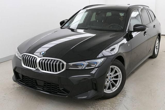 Schwarz Gebraucht 2024 BMW 320 M Sport Kombi | 37.580 € (Guter Preis) - Bild 1/4