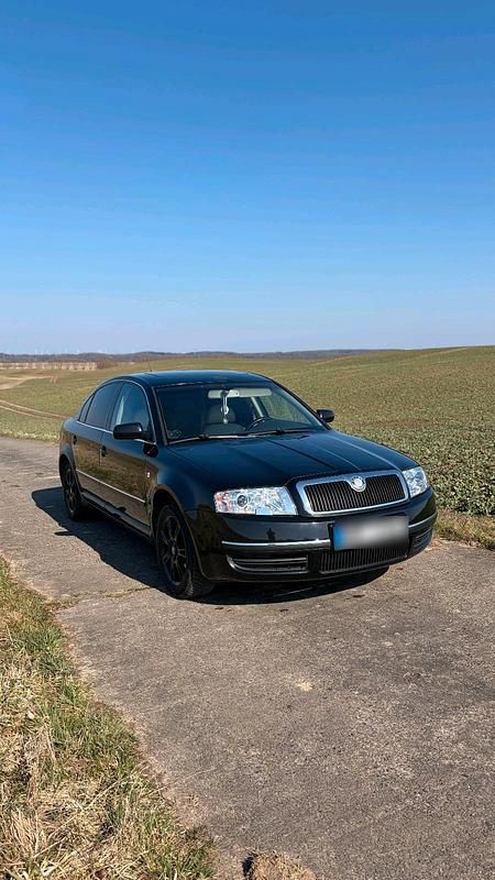 Gebraucht Skoda Superb 193 PS (141 kW) 2001 Schwarz Limousine