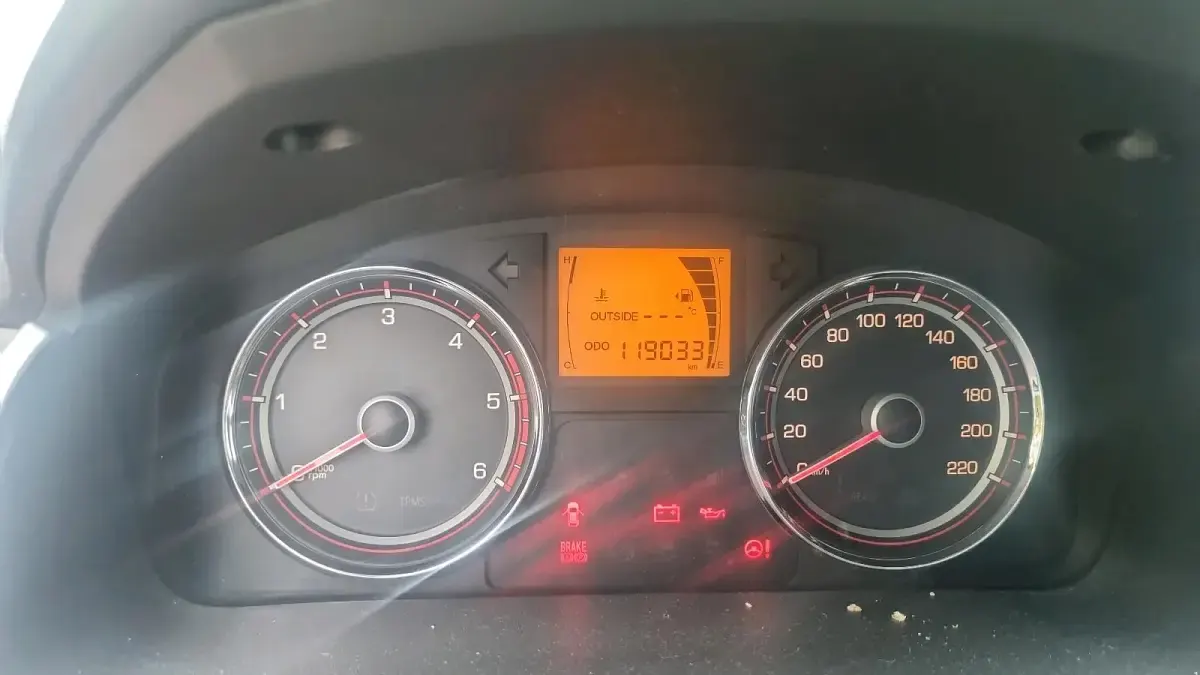 Gebraucht SsangYong Korando 2015 Rot SUV