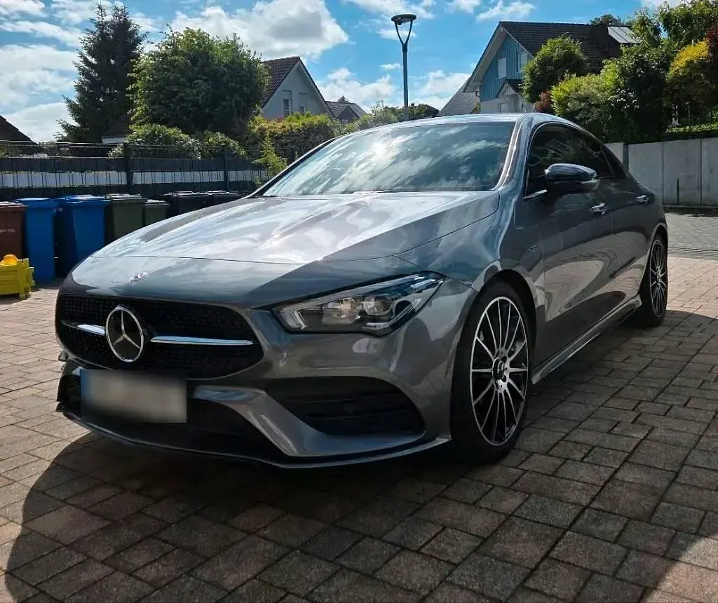 Gebraucht Mercedes CLA250 AMG line 224 PS (164 kW) 2021 Grau Coupé