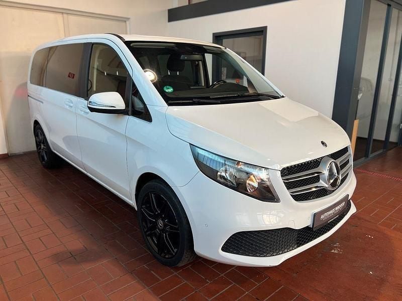 Gebraucht Mercedes V300 Edition 237 PS (174 kW) 2021 Weiß Van / Kleinbus
