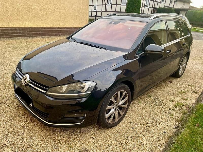 Schwarz Gebraucht 2014 VW Golf VII Highline Kombi | 13.500 € (Teuer) - Bild 1/4