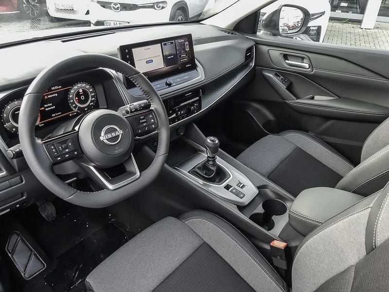 Neu Nissan Qashqai N-Connecta 140 PS (102 kW) 2026 Grau SUV