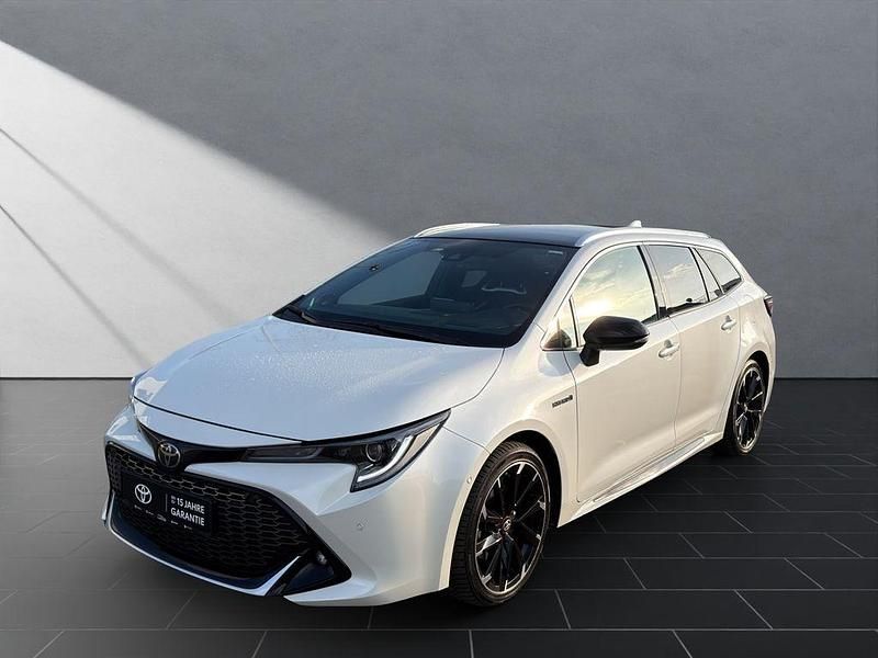 Gebraucht Toyota Corolla 184 PS (135 kW) 2021 Weiß Limousine