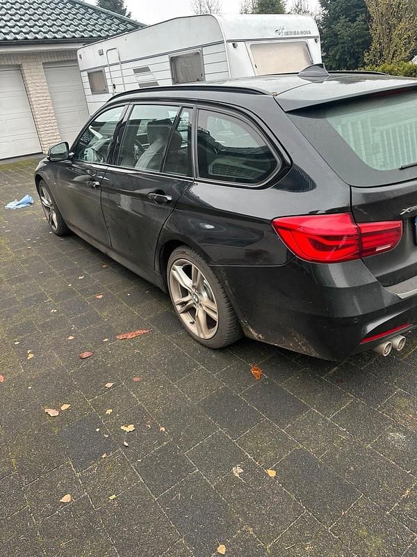 Gebraucht BMW 335 M Sport 313 PS (230 kW) 2017 Schwarz Kombi