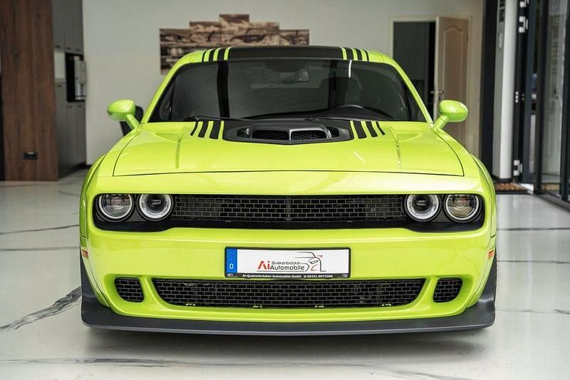 Gebraucht Dodge Challenger 492 PS (361 kW) 2020 Grün Coupé