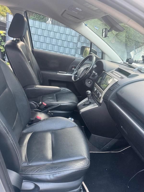 Silber Gebraucht 2010 Mazda 5 Van / Kleinbus | 4.500 € (Fairer Preis) - Bild 1/4
