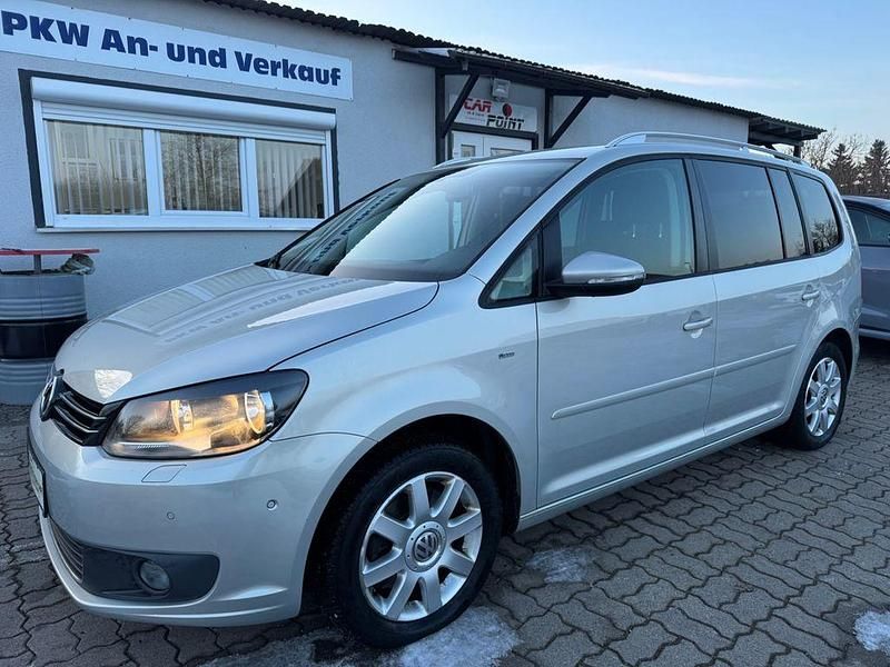 Gebraucht VW Touran Cup 140 PS (102 kW) 2015 Gold Van / Kleinbus