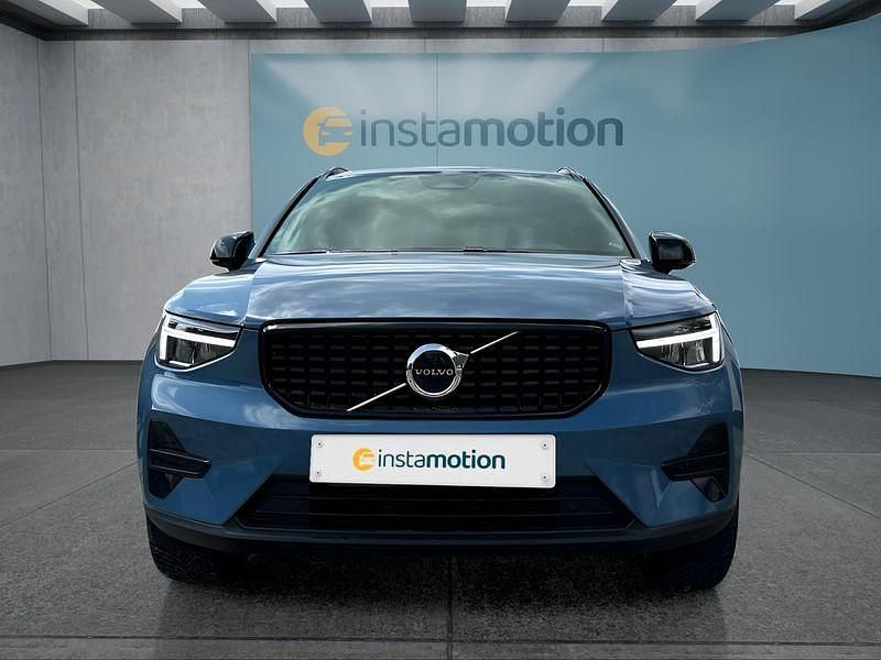 Gebraucht Volvo XC40 Plus 163 PS (119 kW) 2024 Blau SUV