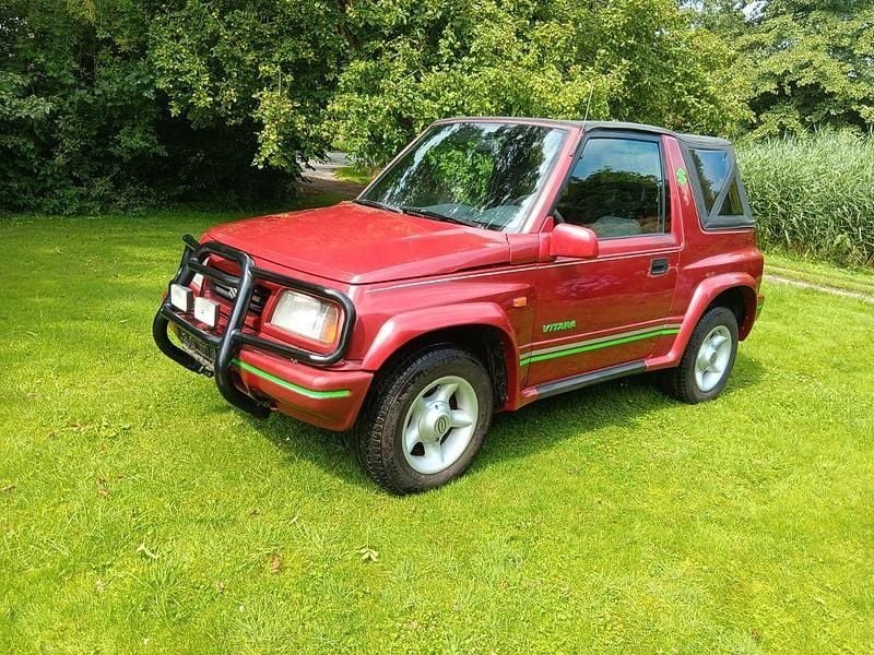 Rot Gebraucht 1996 Suzuki Vitara SUV | 4.900 € (Fairer Preis) - Bild 1/4