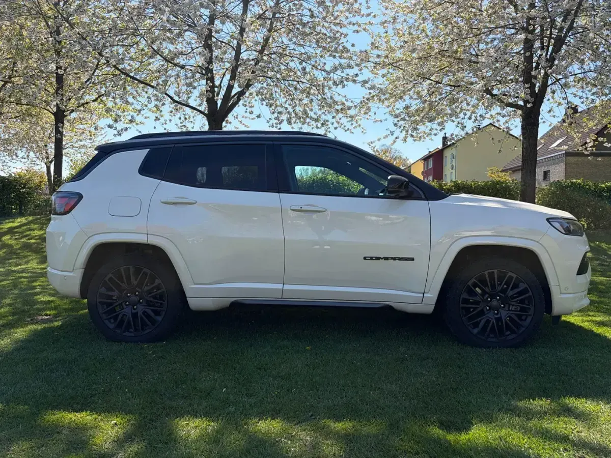 Gebraucht Jeep Compass 241 PS (177 kW) 2021 Weiß SUV