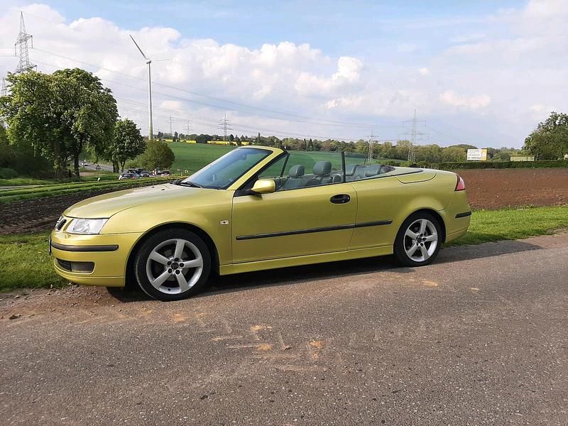 Gelb Gebraucht 2004 Saab 9-3 Cabriolet Cabrio | 4.450 € (Guter Preis) - Bild 1/4