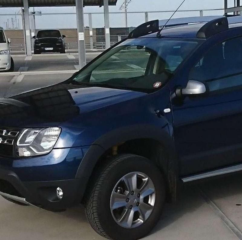 Blau Gebraucht 2017 Dacia Duster Prestige SUV | 8.700 € (Guter Preis) - Bild 1/4