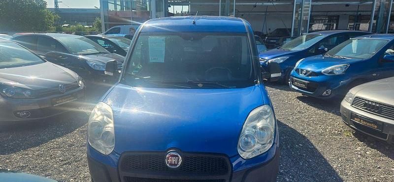 Gebraucht Fiat Doblò 120 PS (88 kW) 2015 Blau Van / Kleinbus