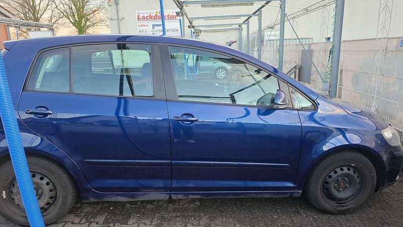 Gebraucht VW Golf IV Trendline 90 PS (66 kW) 2005 Blau Limousine