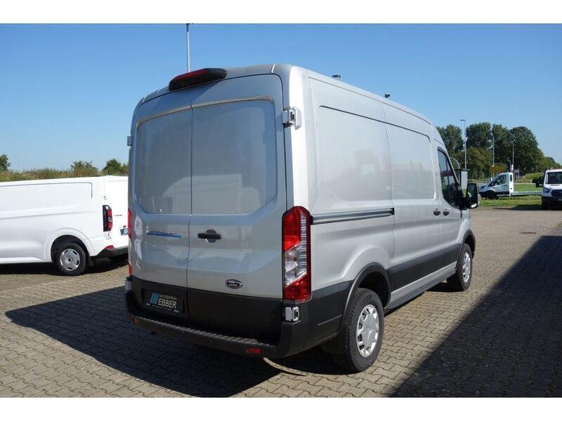 Gebraucht Ford Transit Trend 135 kW (184 PS) 2024 Silber Limousine