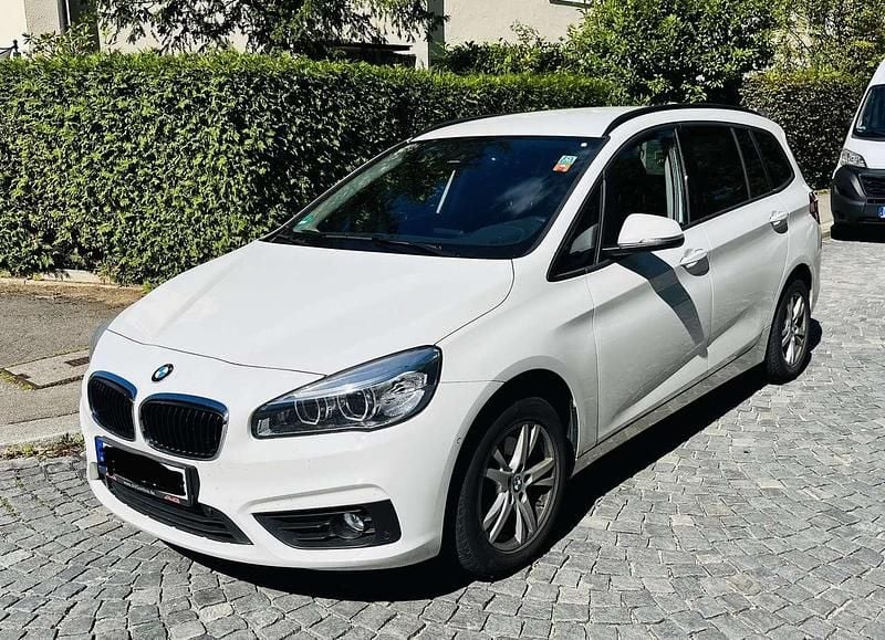 Gebraucht 2019 BMW 218 Gran Tourer M Sport Van / Kleinbus | 19.000 € (Fairer Preis) - Bild 1/4