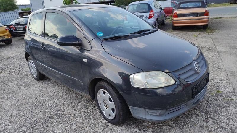 Gebraucht VW Fox 55 PS (40 kW) 2007 Schwarz Kleinwagen