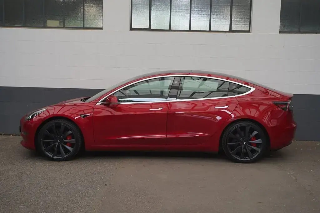 Gebraucht Tesla Model 3 Performance 377 kW (513 PS) 2020 Rot Limousine