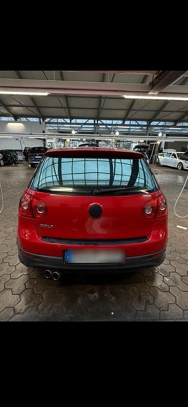 Gebraucht VW Golf V 116 PS (85 kW) 2003 Rot Kleinwagen