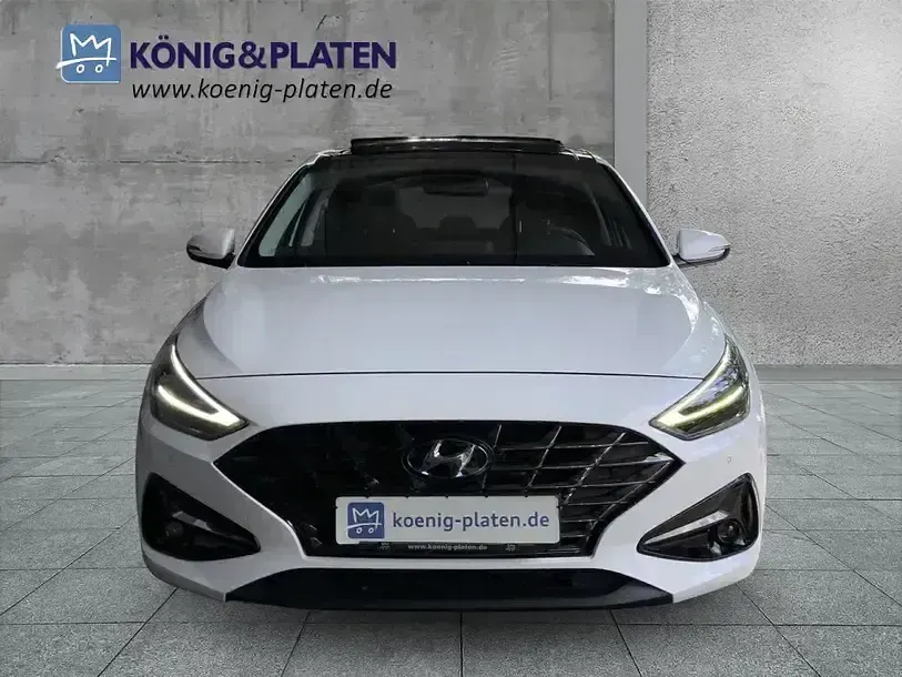Gebraucht Hyundai i30 Prime 159 PS (116 kW) 2022 Weiß Limousine