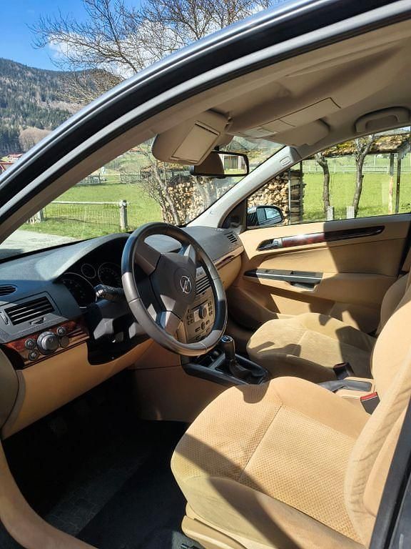 Gebraucht Opel Astra 125 PS (91 kW) 2005 Silber Limousine