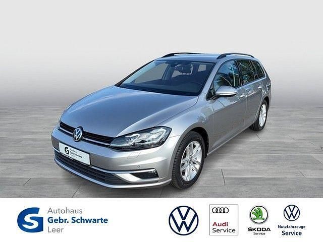 Silber Gebraucht 2020 VW Golf VII Comfortline Kombi | 18.880 € (Fairer Preis) - Bild 1/4