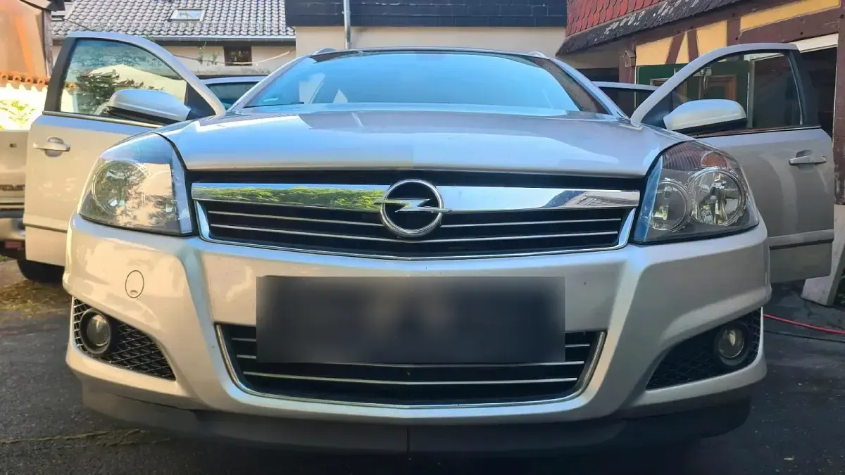 Gebraucht Opel Astra 200 PS (147 kW) 2008 Grau Kombi